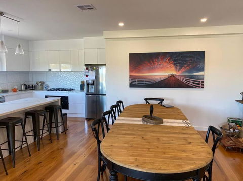 Sanary A Modern Beach Home In Martha Cove - Australian Directory 2