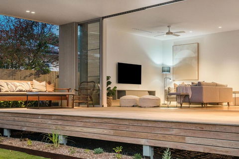 Sanctuary On Browning - Australian Directory 2
