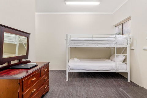 Sanctuary Resort Motor Inn - Australian Directory 2