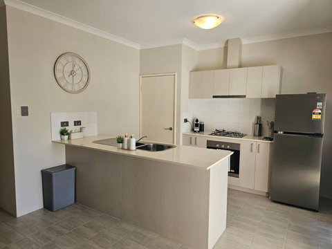 Sanctuary Retreat - Australian Directory 3