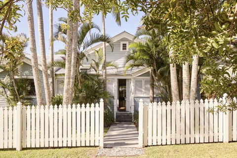 Sanctuary Spaces - Kia Ora Byron - Australian Directory 1