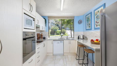 Sand And Sea - Australian Directory 3