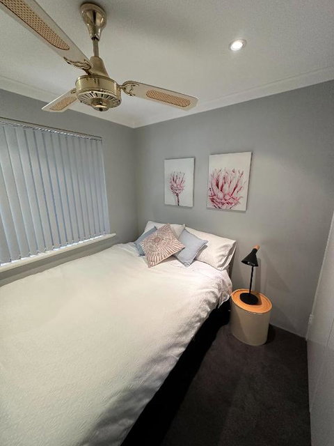 Rockingham Palace - Australian Directory 1