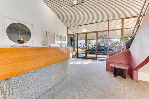 Rockhampton Riverside Central Hotel Official - Australian Directory 1