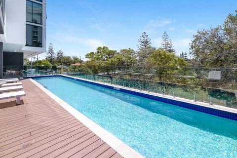 Sandbar Burleigh - Australian Directory 2