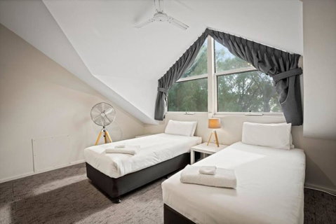 Sandblu: Resort Villa On The Beach - Australian Directory 1