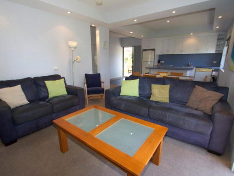 Sandcastle 7 With WiFi - Australian Directory 1