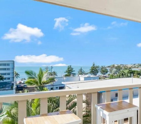 Sandhaven Bungalow - Australian Directory 1