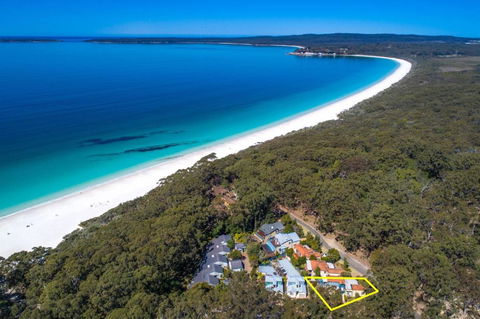 Sandpiper, Hyams Beach - Australian Directory 3