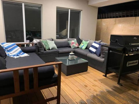 Sandpiper Island Tranquil Waterfront Views & Jetty - Australian Directory 3