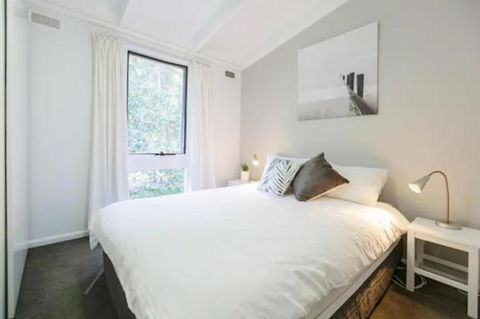 Sandpiper On Smiths Lake - Australian Directory 3