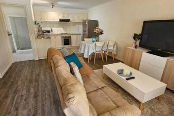 Sandringham Tranquil Retreat with Australian Directory