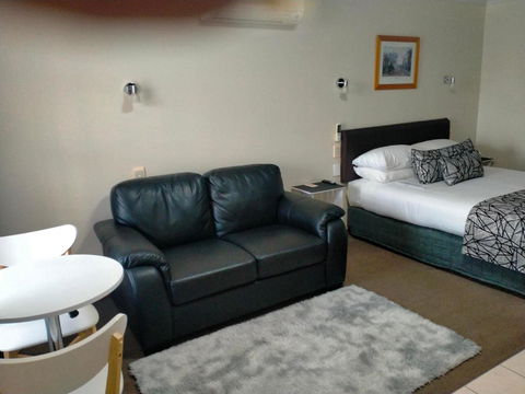 Sandstock Motor Inn Armidale - Australian Directory 1