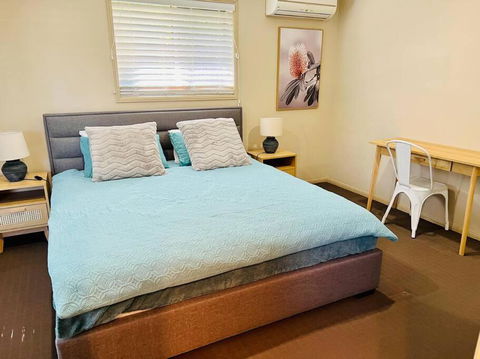 Sandstone Point Holiday Home - Australian Directory 3