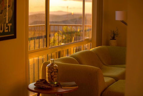 Sandy Bay Townhouse - Australian Directory 2