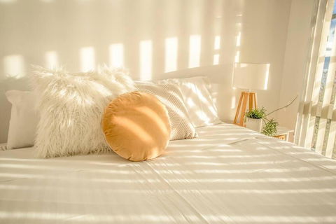 Sandy Bay Townhouse - Australian Directory 3