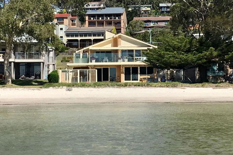 Sandy Beach House Corlette Unit 1 Waterfront WI-FI Aircon - Australian Directory 0