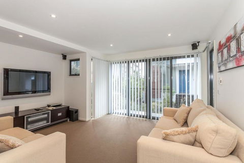 Sandy Beach One - Australian Directory 2