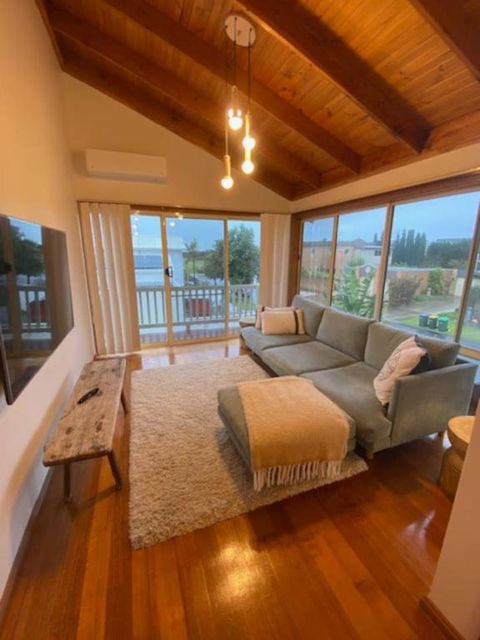 Sandy Bliss Walk To The Beach - Australian Directory 3