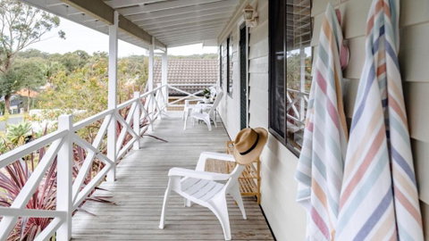 Sandy Cottage - Australian Directory 1