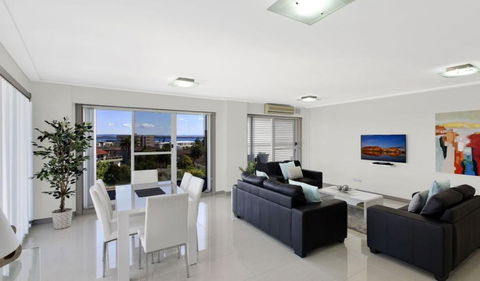 Sandy Cove Apartment The Entrance 45 - Australian Directory 0