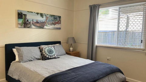 Sandy Days 4551 - Australian Directory 0