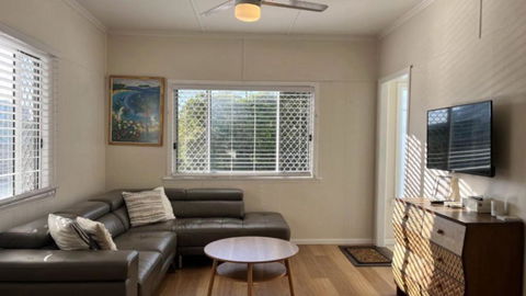 Sandy Days 4551 - Australian Directory 2