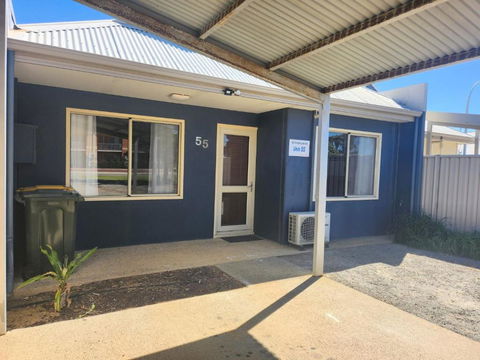 Sandy Feet - Australian Directory 1