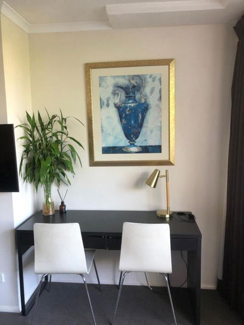 SOUTH BRISBANE APARTMENTS Free Parking - Australian Directory 3