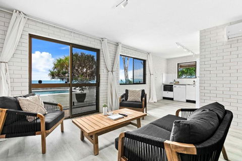 Spring On The Esplanade - Australian Directory 3