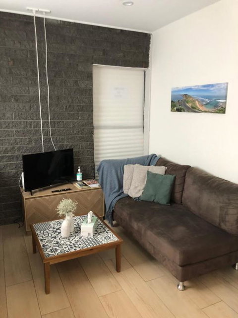 STUDIO RETREAT BY THE BEACH - Australian Directory 1