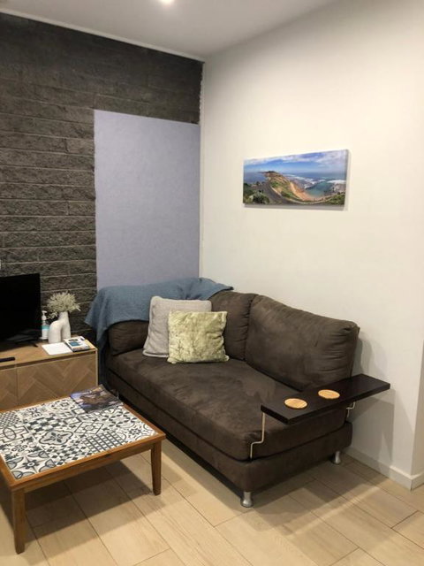STUDIO RETREAT BY THE BEACH - Australian Directory 0
