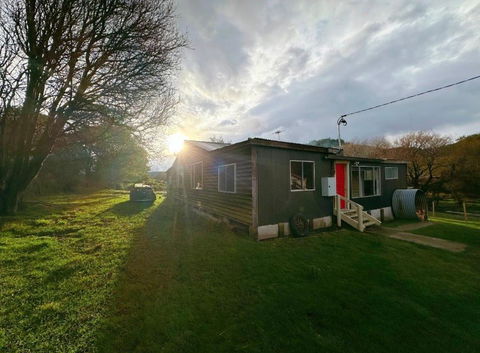 The Bushmill Cottage - Australian Directory 0