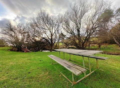 The Bushmill Cottage - Australian Directory 1