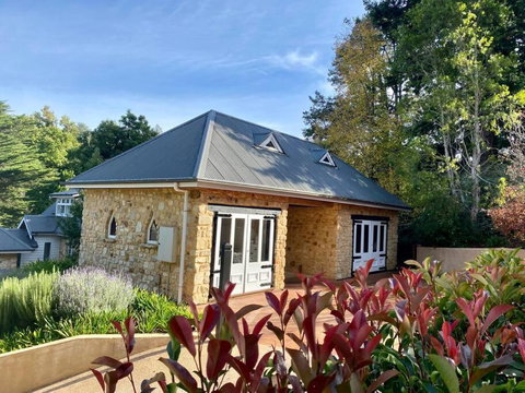 The Coach House - Australian Directory 0