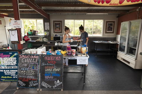 Beachside 1770 YHA - Australian Directory 3