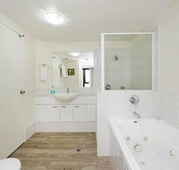 Beachside Neptune Resort Apt Upgraded - Australian Directory