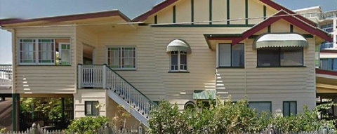Beachside Queenslander - Australian Directory 2
