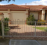 Beachside Retreat - Australian Directory