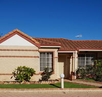 Beachside Retreat 2 - Australian Directory