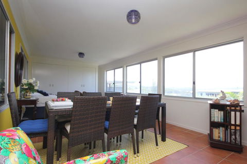 BEACHVIEW - 14 Second Ave , Bonny Hills - Australian Directory 3