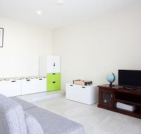 Beautiful Coastal Family-Sized Home - Australian Directory