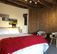 Bed in a Shed Too - Australian Directory