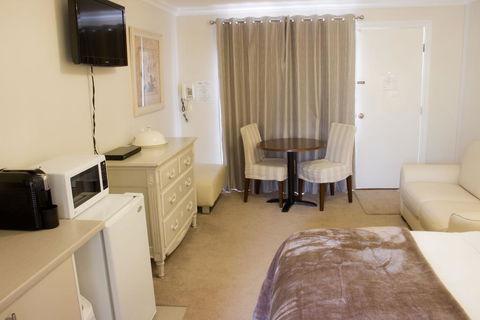 Beechworth On Bridge Motel - Australian Directory 2