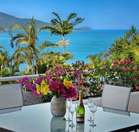 Bella Azure Two Bedroom Two Bathroom Spacious Ocean-view Apartment With Golf Buggy - Australian Directory