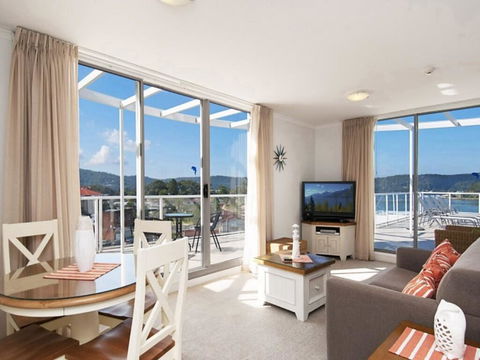 Bella Mare - 2 Bedroom Ocean View Terrace Apt - Australian Directory 0