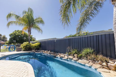 Best Western Ambassador Motor Inn & Apartments - Australian Directory 3