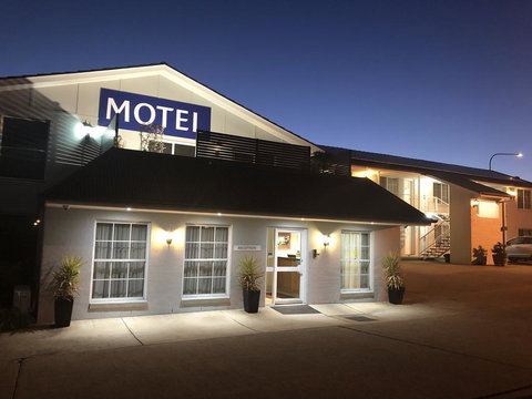 Best Western Coachmans Inn Motel - Australian Directory 1