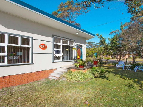 BiJ's On The Beach - 200 Metres To The Water - Australian Directory 3