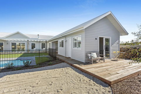 Birdrock Beach Bed And Breakfast - Australian Directory 1